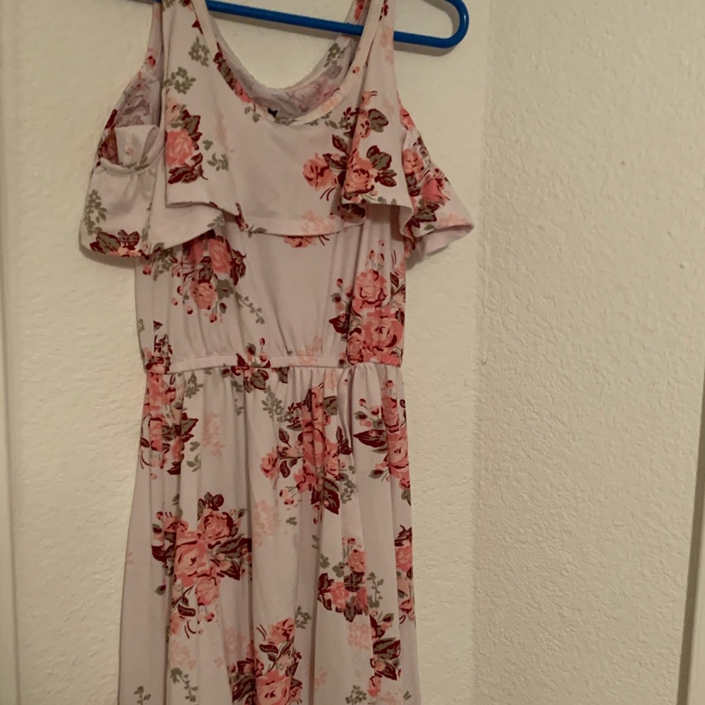 Dress - Picture 6 of 6